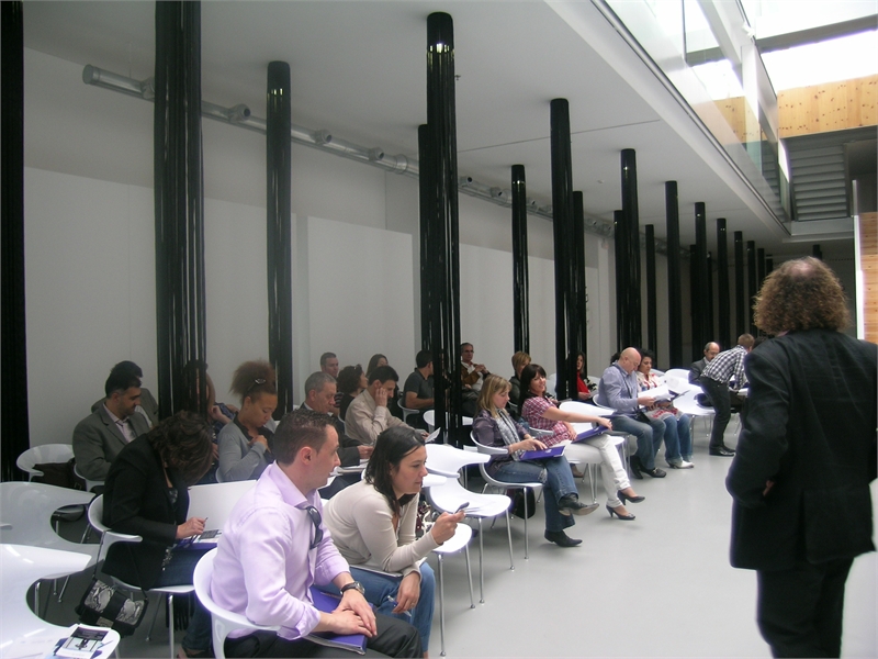 Gesti�n del Talento y Liderazgo en tiempos de incertidumbre. Roberto Luna -1 