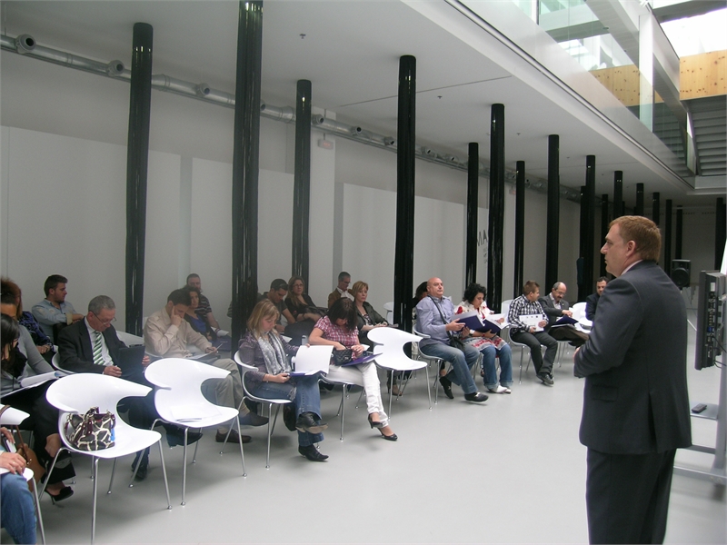 Gesti�n del Talento y Liderazgo en tiempos de incertidumbre. Roberto Luna -2