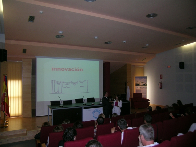 �La innovaci�n al servicio de los profesionales de enfermer�a�-2