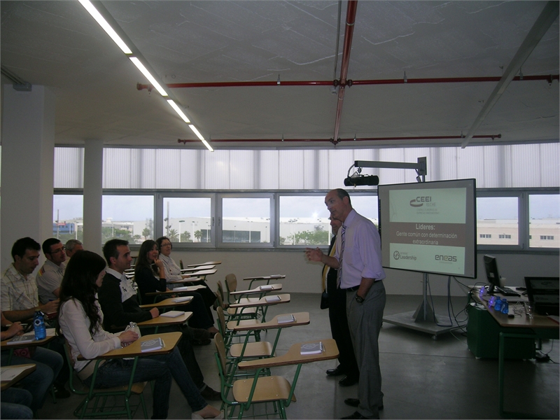 L�deres: Gente com�n con determinaci�n extraordinaria-7