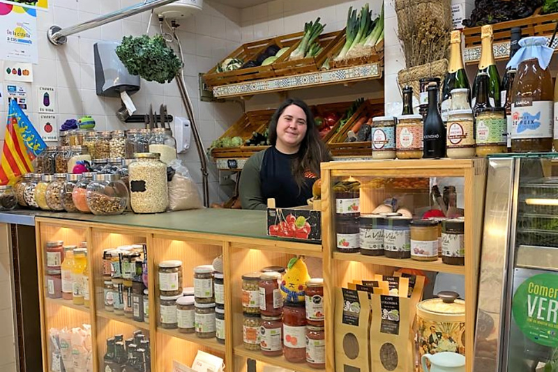 El mercado de Algir�s se une a gutXain, la APP del comercio local de Valencia, para fidelizar a sus clientes con cashback por comprarles