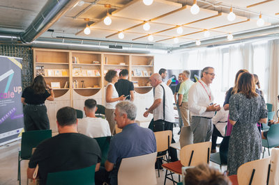 Imagen ambiente jornada Scale Up (21)