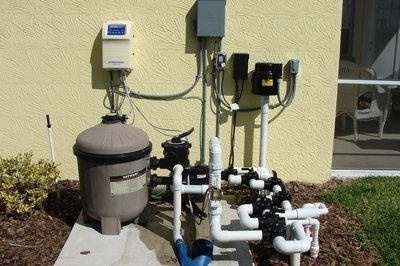 �PROTEGE TU BOMBA DE PISCINA DEL CALOR DEL VERANO!