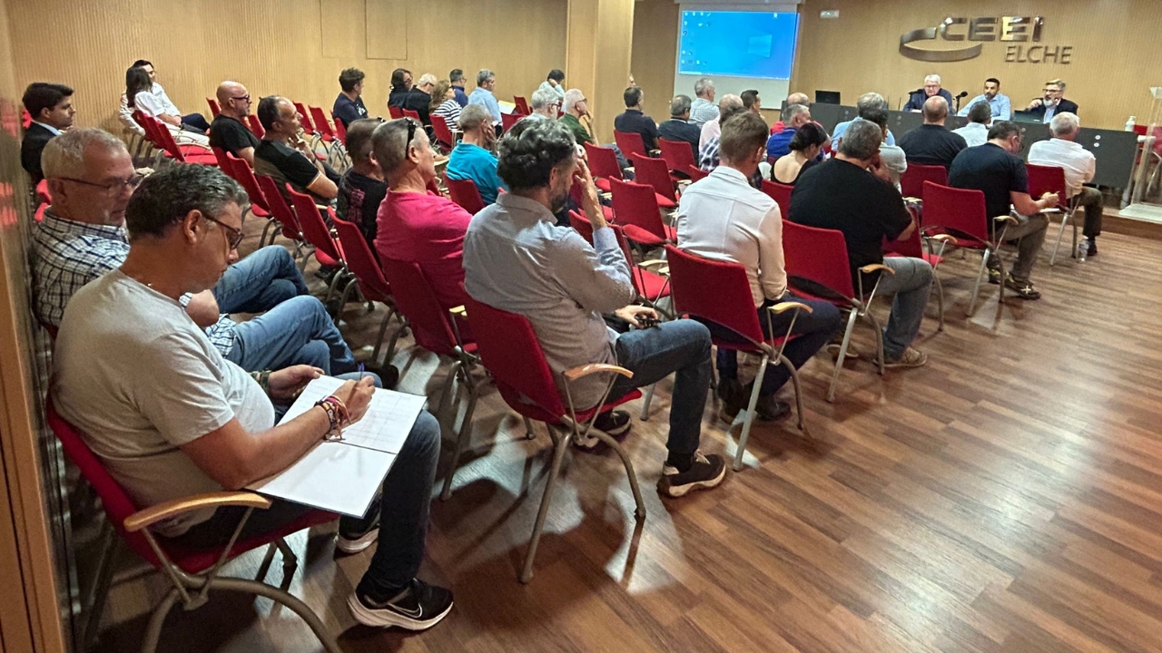 Reunión comunidad Polígono del Carrús