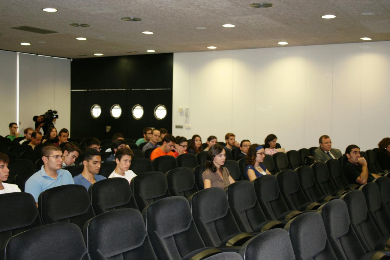 Taller 7: Internacionalizarse �opci�n o necesidad?-003