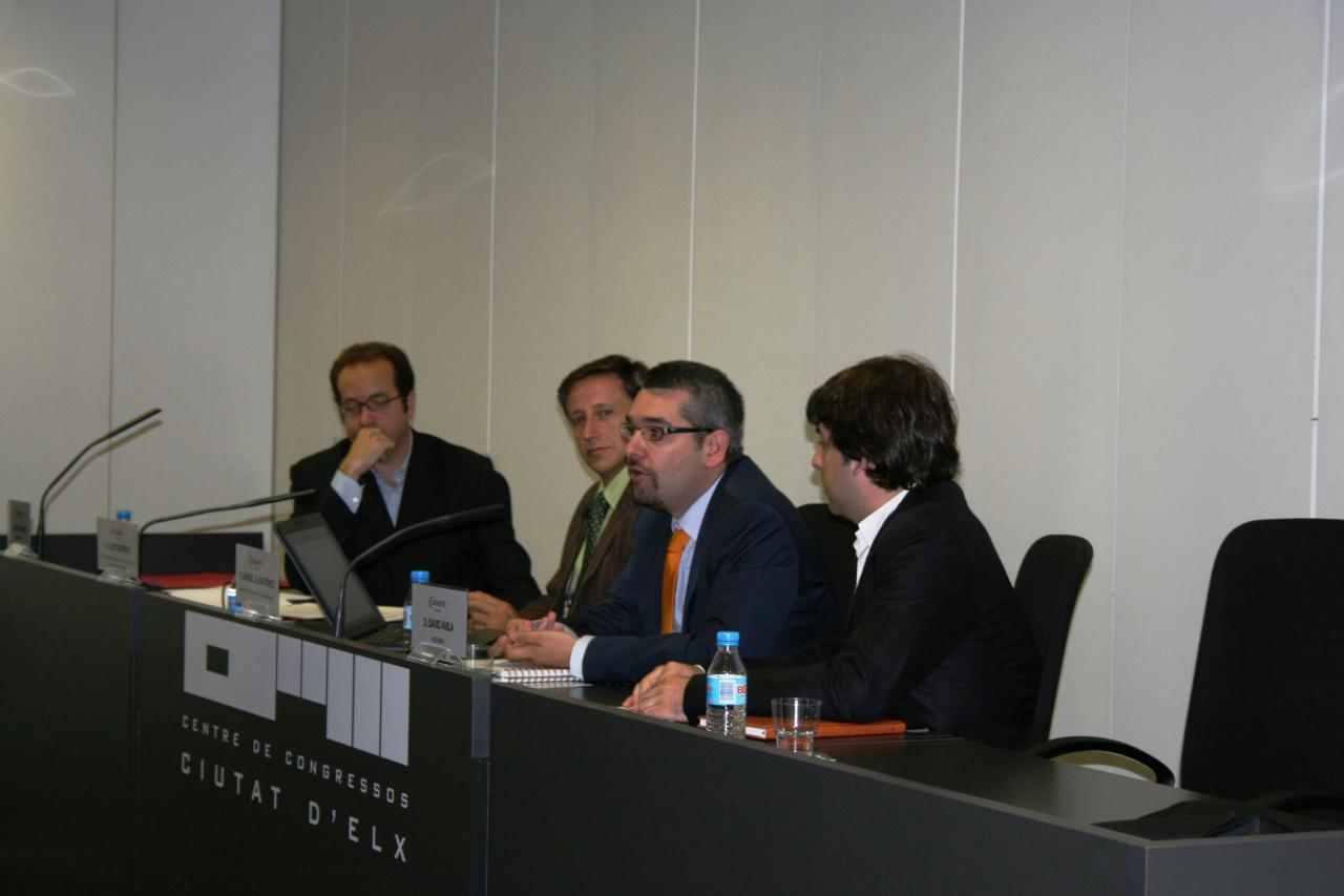 Taller 7: Internacionalizarse �opci�n o necesidad?-004