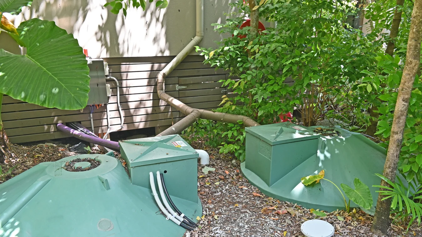 Reciclaje de agua en edificios y ciudades, buenas pr�cticas para el desarrollo territorial