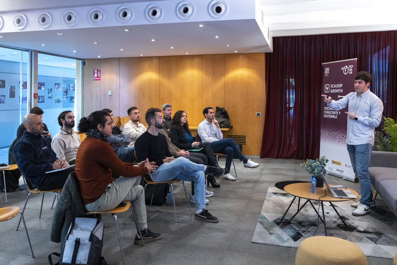 Primera sesión de Scale Up Growth con Roberto Gómez (Moeve)