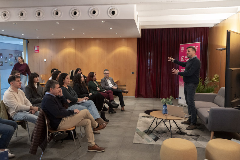 Raimundo Castilla en la sesión de apertura de Spin Offs Empresariales