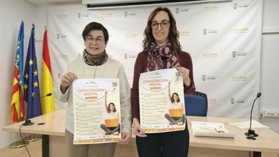 Aula Innova Formación ofrece charlas y cursos contra la brecha digital y para la formación de autónomos y Pymes