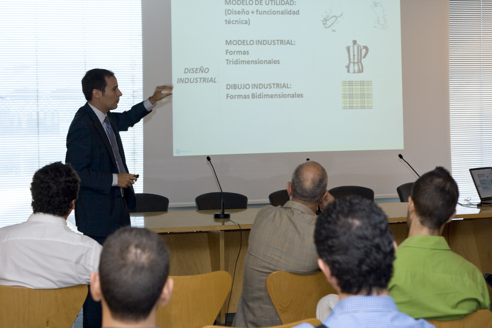 Jornada: Protección del diseño Industrial. Pablo López, Clarke & Modet.co