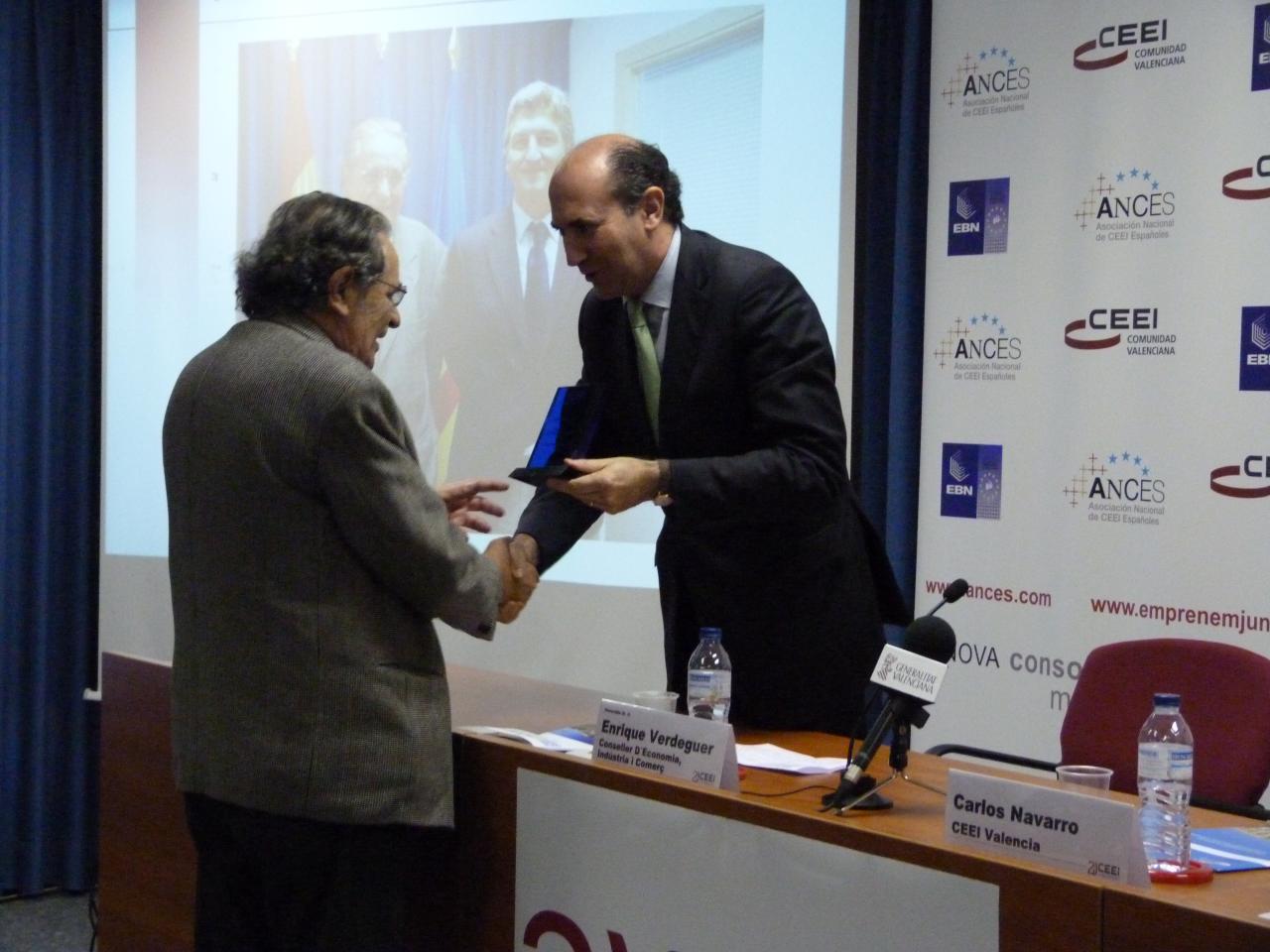 D. Emilio Tortosa y Sr. D. Enrique Verdeguer