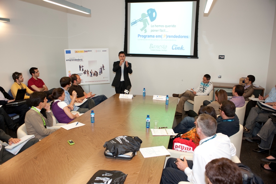 Sesi�n "agitaci�n 2.0" DPECV 2009