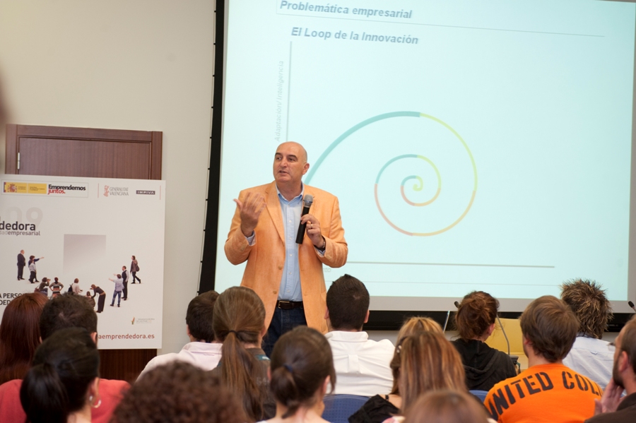 Sesi�n "creatividad" DPECV 2009