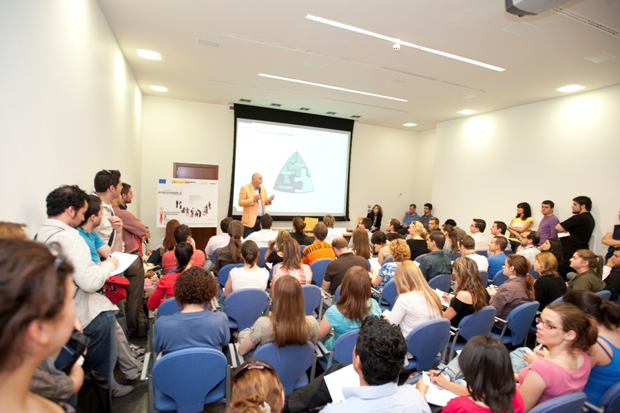 Vista sesi�n "creatividad" DPECV 2009