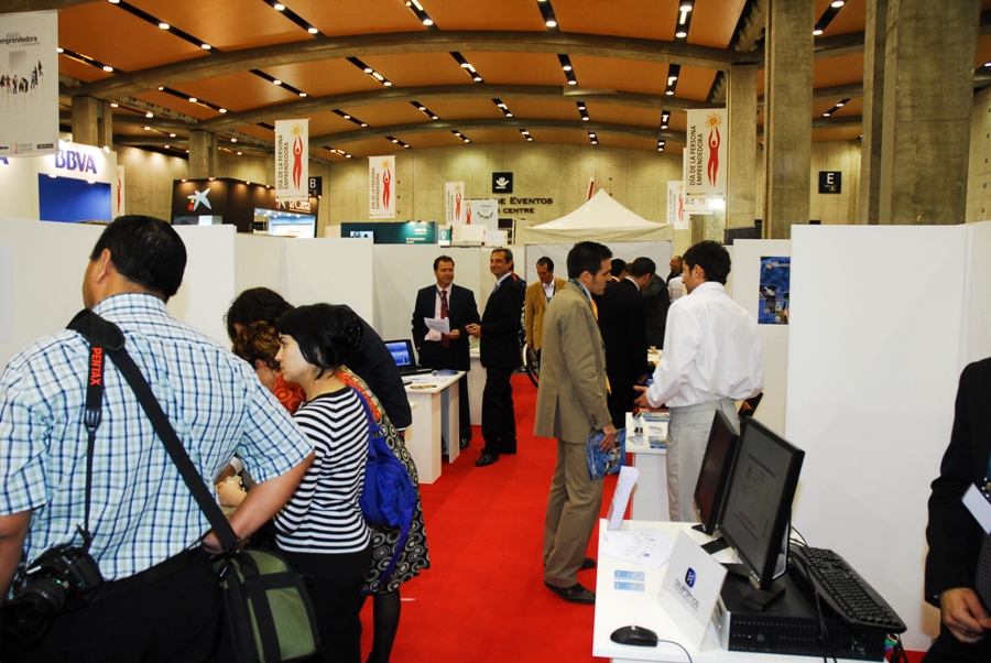 Muestra de j�venes empresas innovadoras en DPECV 2009