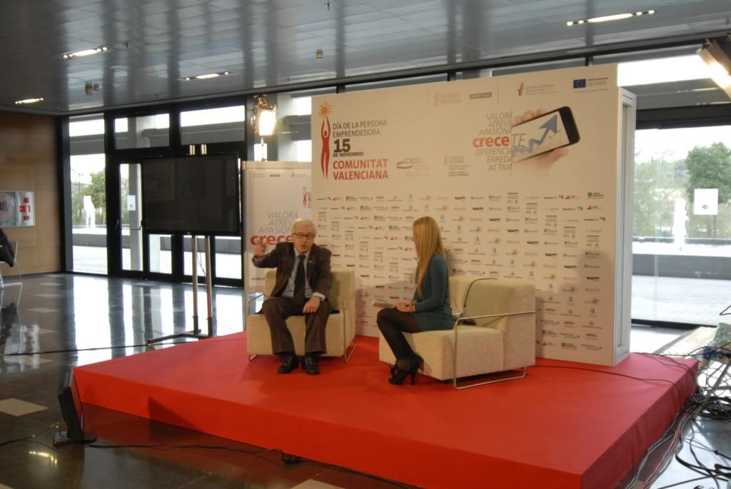 36 DPECV2012 Set Entrevistas Feria Valencia 15N. Salvador Gil Gironés