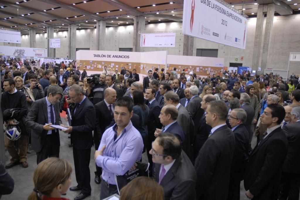 244 DPECV2012 Vista de la Plaza Central pabellón 5 Feria Valencia