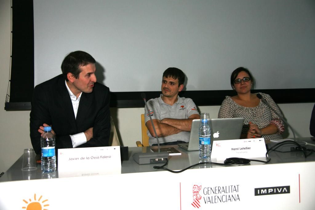 1050 DPECV2012 Centro eventos Salas