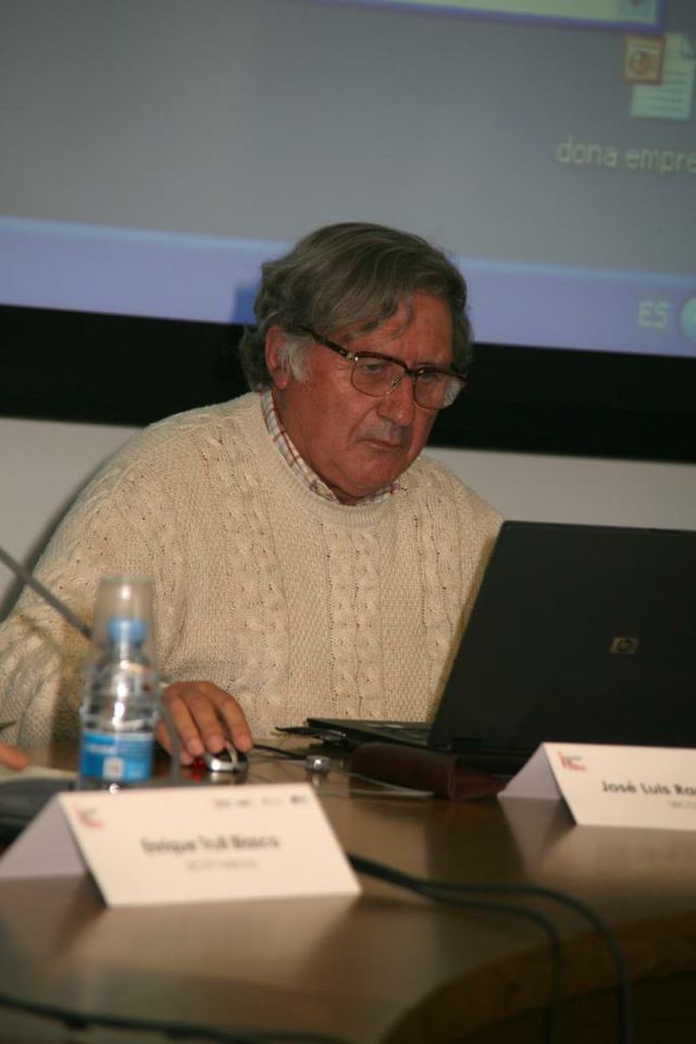 1166 DPECV2012 Centro eventos Salas