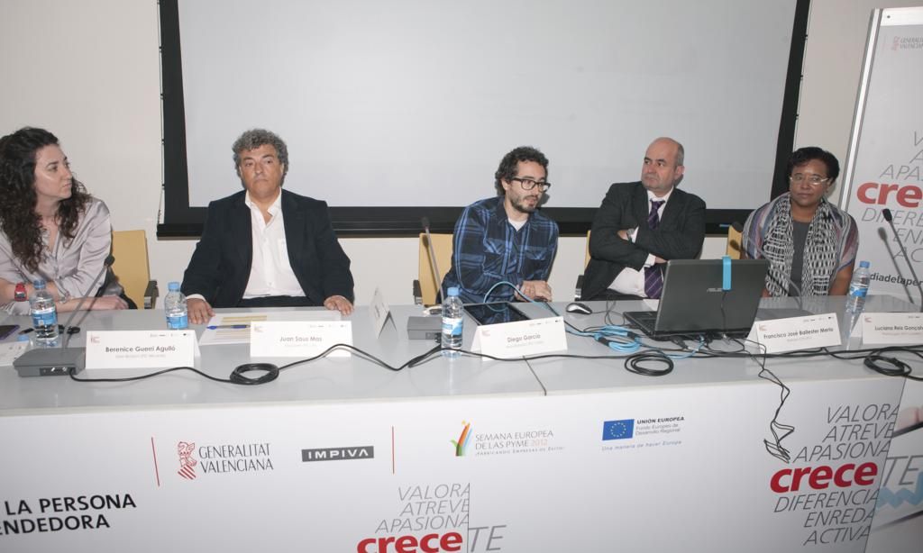 1439 DPECV2012 Centro eventos Salas