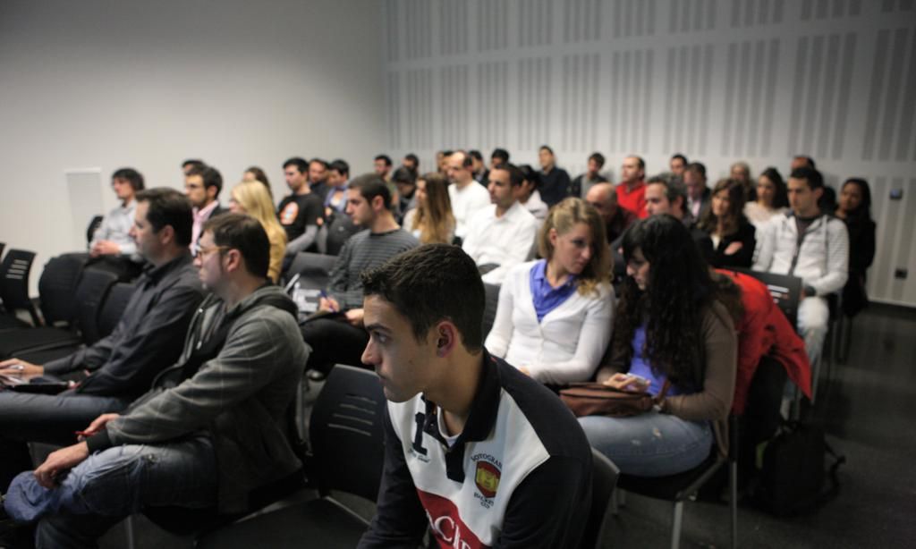 1531 DPECV2012 Centro eventos Salas