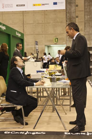 115 DPECV2011 firma libros