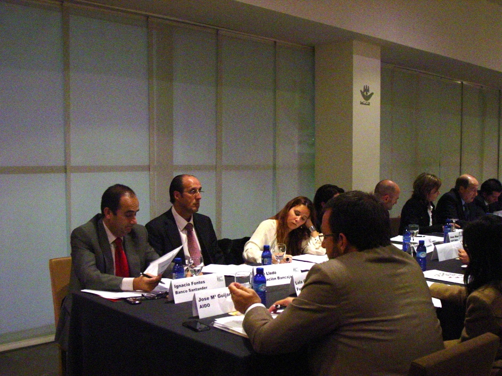 130 DPECV2011 jurado premios