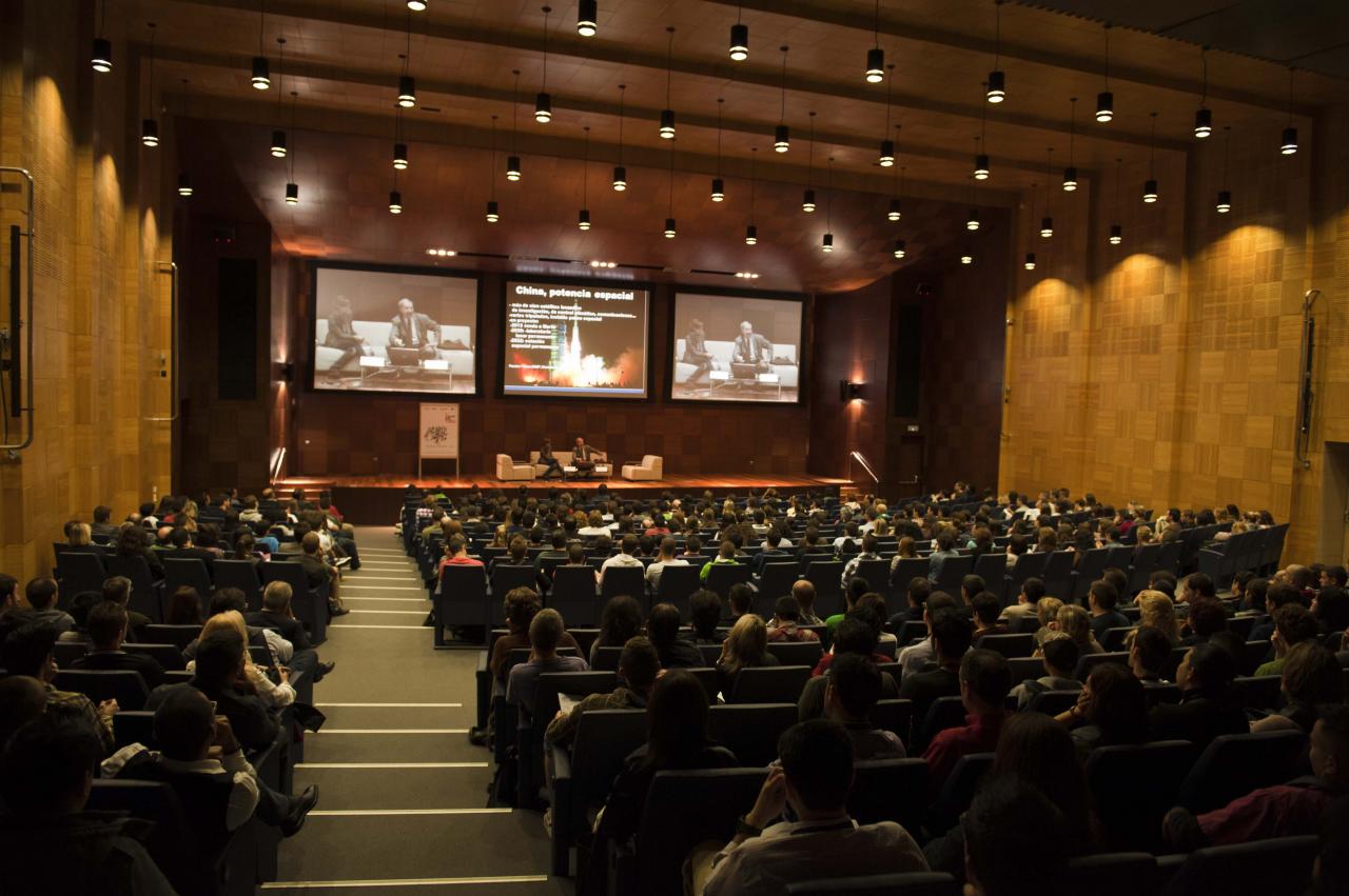 348 DPECV2011 centro eventos salas china