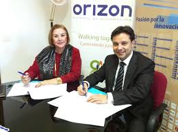 Firma acuerdo colaboración Orizon Consulting y Fundeun