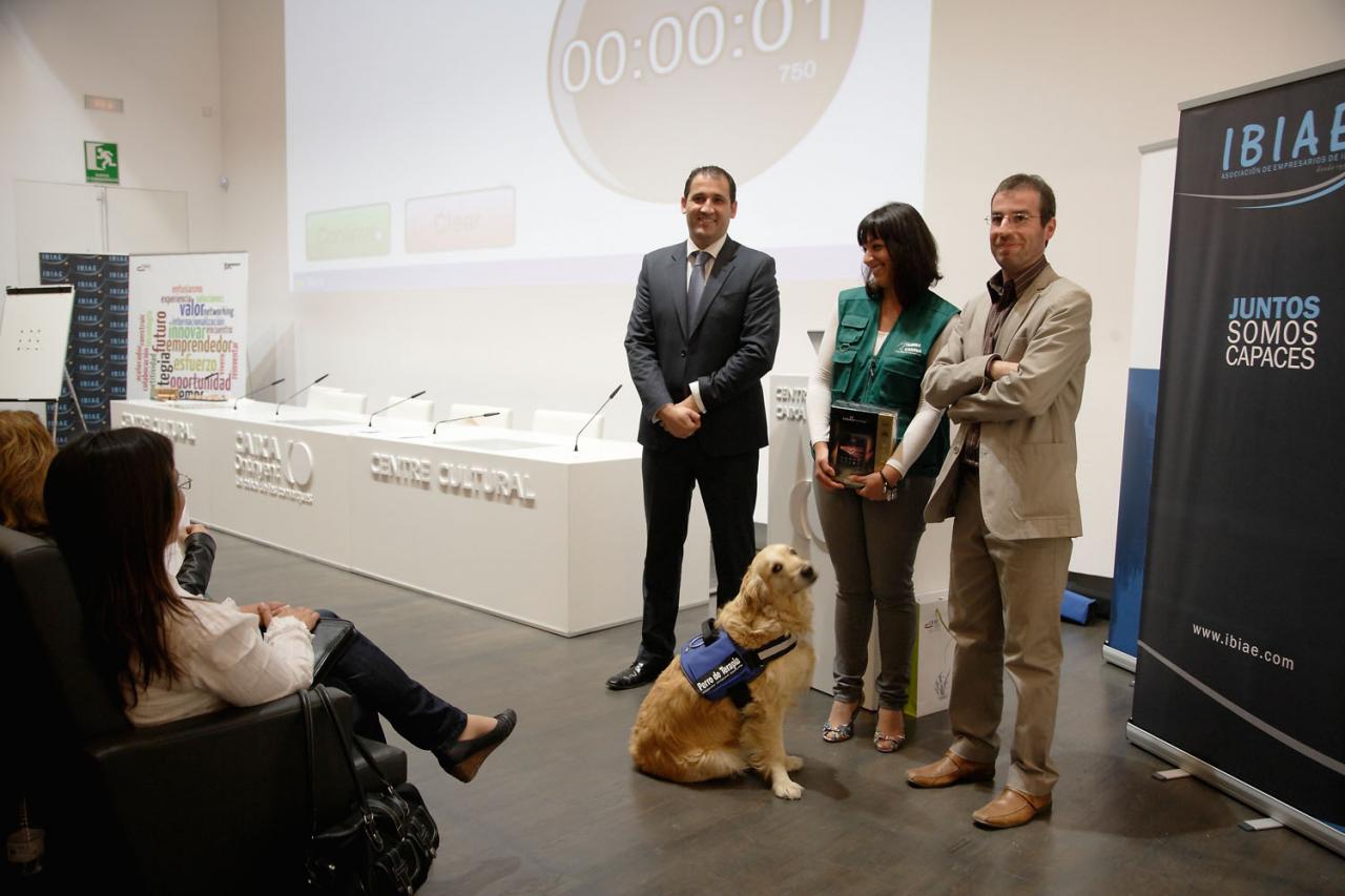 La empresa Anima Canina premiada en Enrédate Ontinyent.