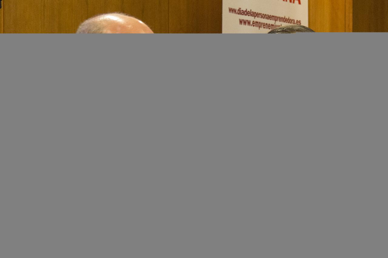 Máximo Buch y Alfonso Maldonado en el acto de presentación del DPECV