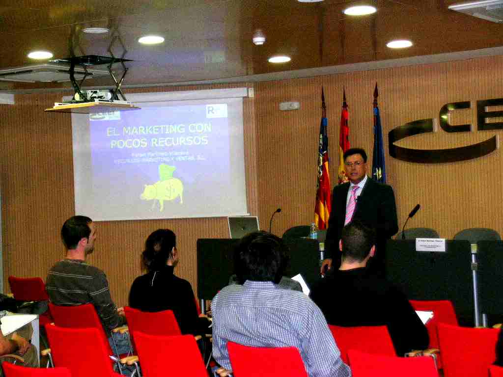 Jornada091118-MK con pocos recursos-04