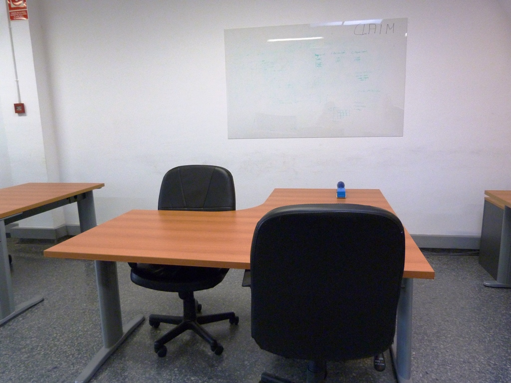 Coworking (6) Puestos de trabajo