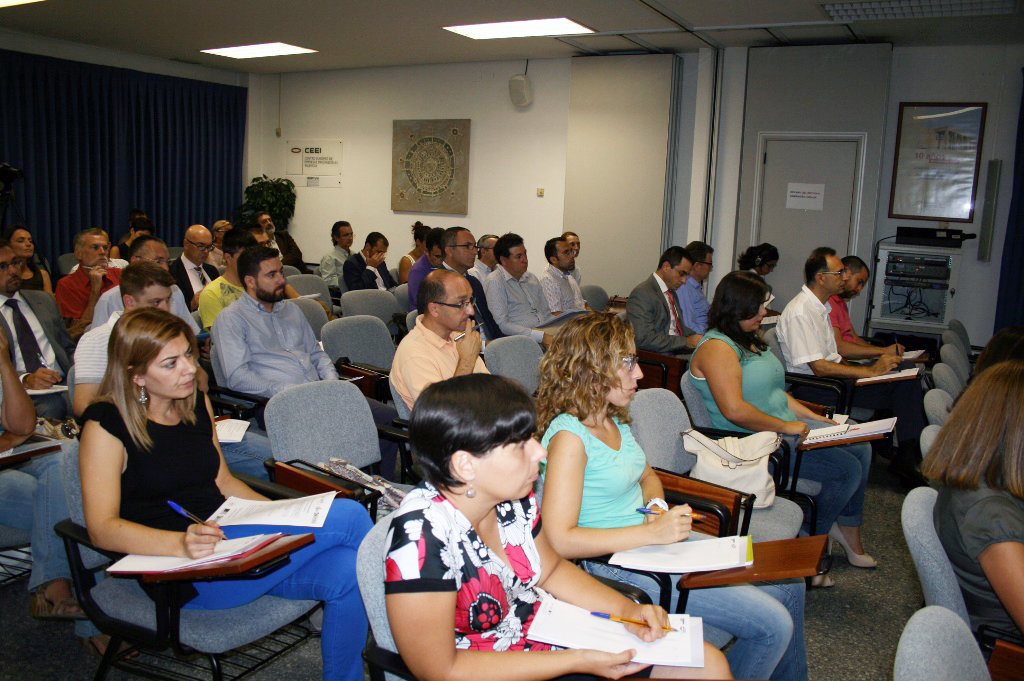 Asistentes al foro de financiaci�n a la innovaci�n