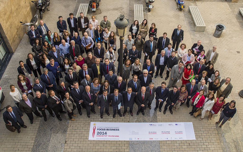 Foto de fam�lia presentaci�n #DPECV2014