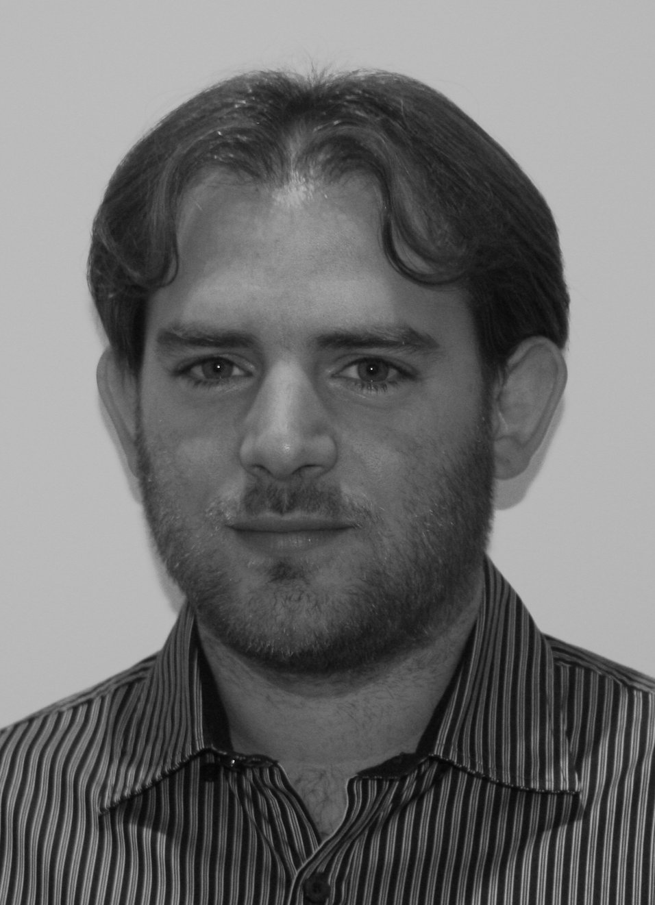 Miguel A. Naval�n Sim�n