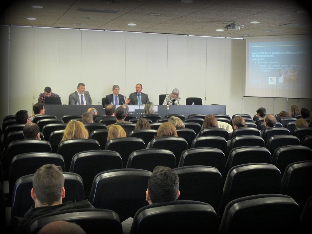 #EnredateElx 2015 Taller 8: La franquicia y la cooperativa como oportunidad para emprender