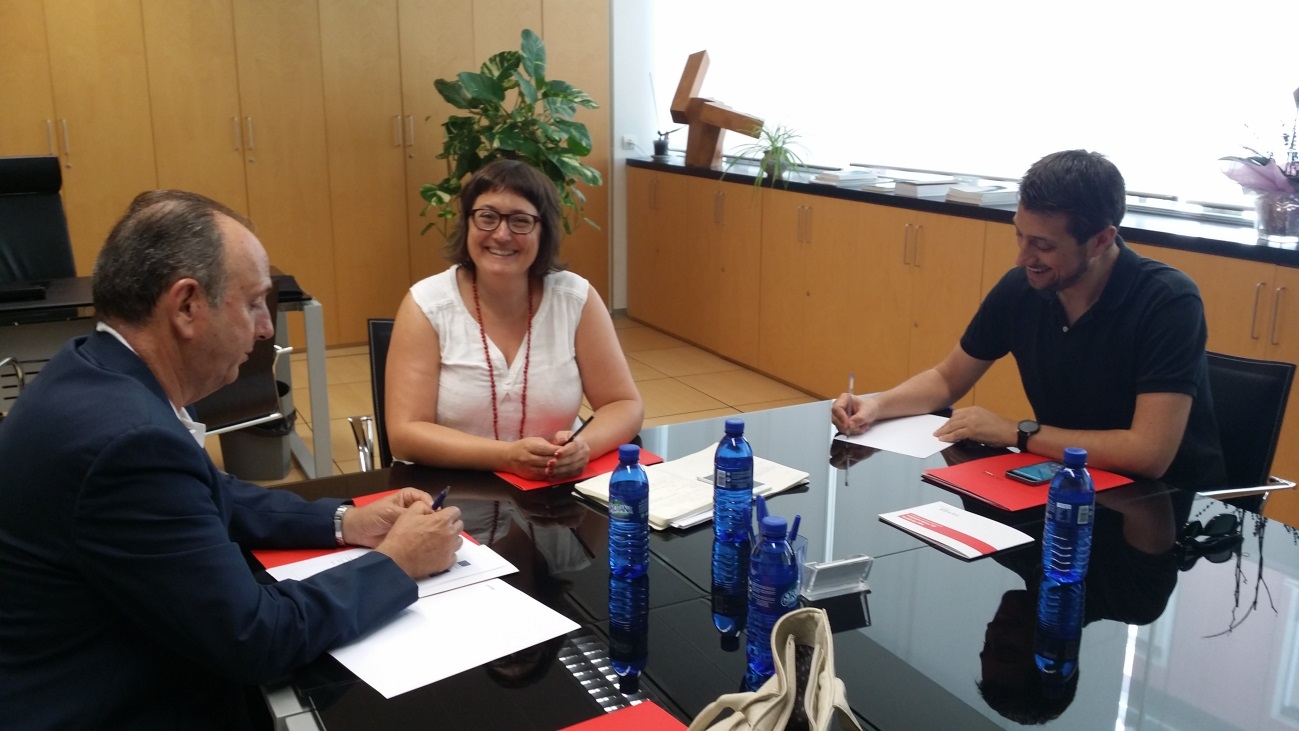 Feves refuerza su colaboraci�n con el Ayuntamiento de Alicante.