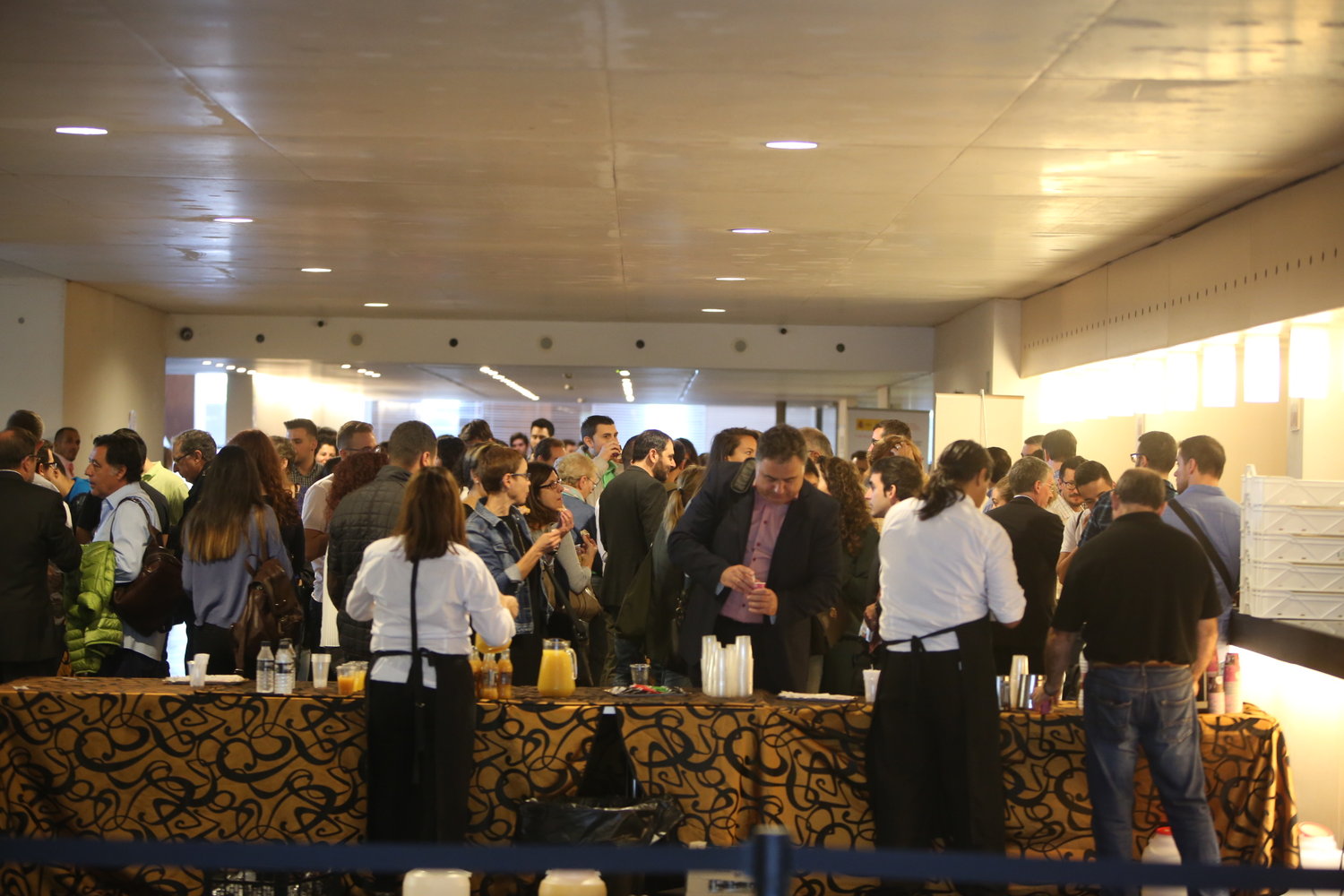 Enr�date 2016. Caf� networking[;;;][;;;]