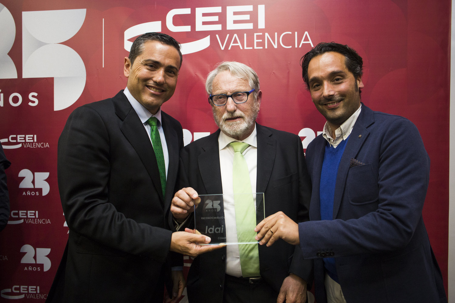 Idai Nature con su reconocimiento #25a�osceei[;;;][;;;]