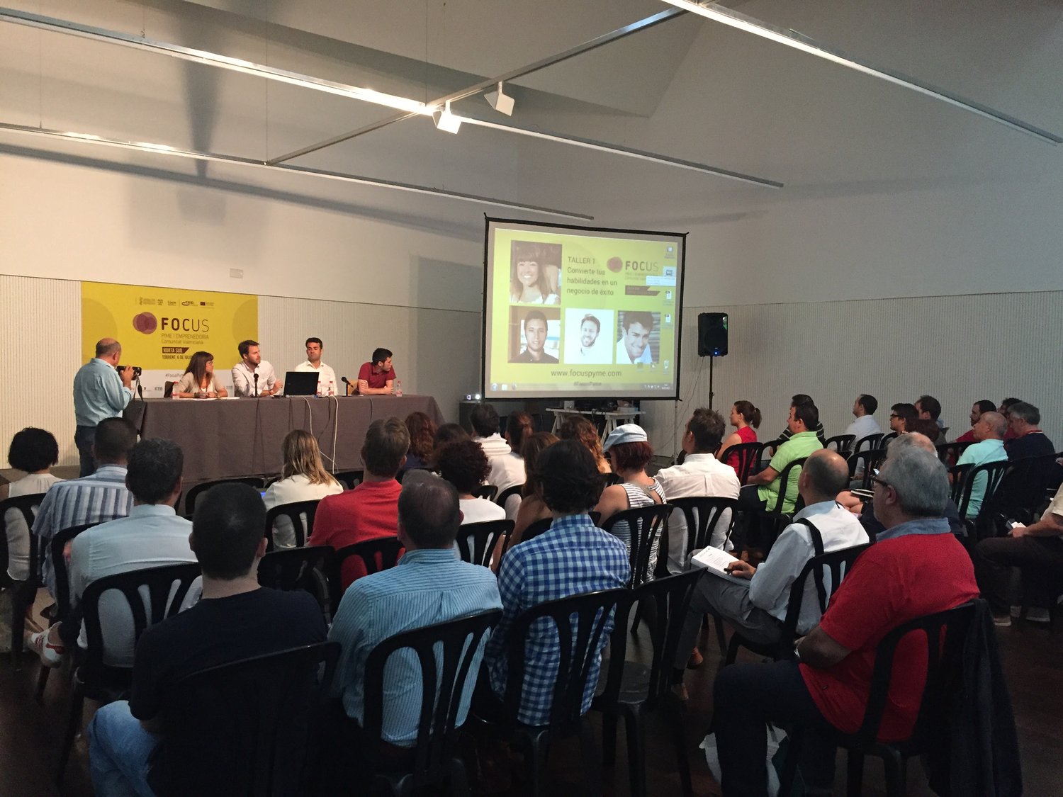 Sesi�n 'Convierte tu habilidad en un proyecto empresarial' en Focus Horta[;;;][;;;]