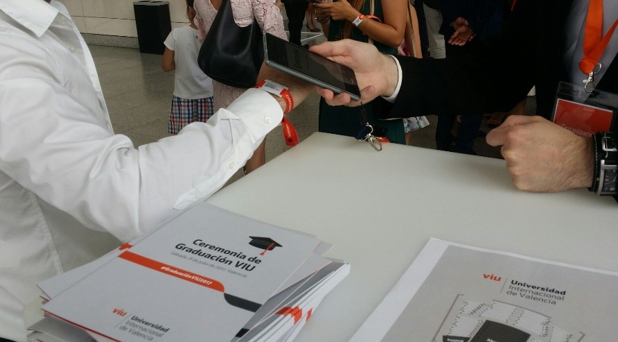 La Graduaci�n de la VIU a la vanguardia tecnol�gica gracias a IDCONGRESS
