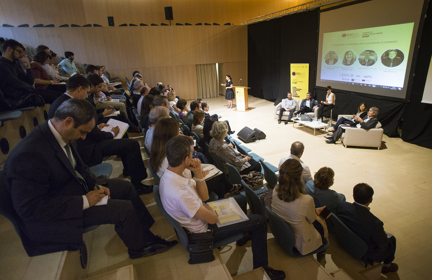 La Comunitat Valenciana ante las nuevas econom�as[;;;][;;;]