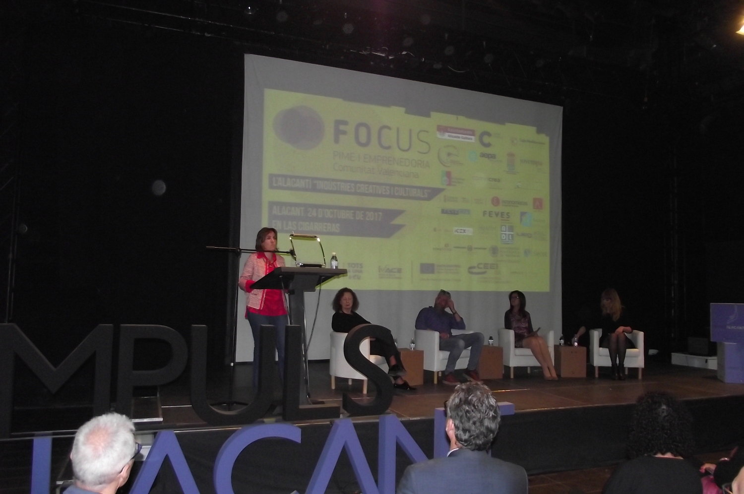 Despedida del plenario final: VIVIR CON ARTE[;;;][;;;]