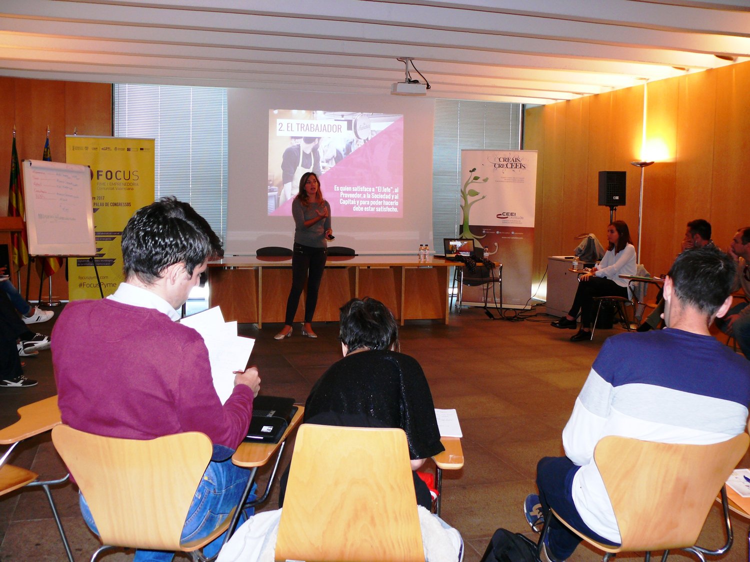 Sesiones de formaci�n en move up! emprende con �xito[;;;][;;;]