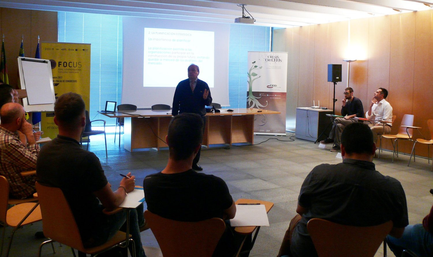 Sesiones de formaci�n en move up! emprende con �xito[;;;][;;;]