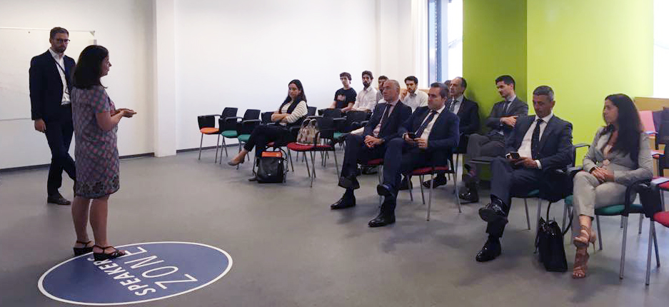 La FEBF apoya el fomento de la economía colaborativa valenciana Bankia Fintechby Innsomnia