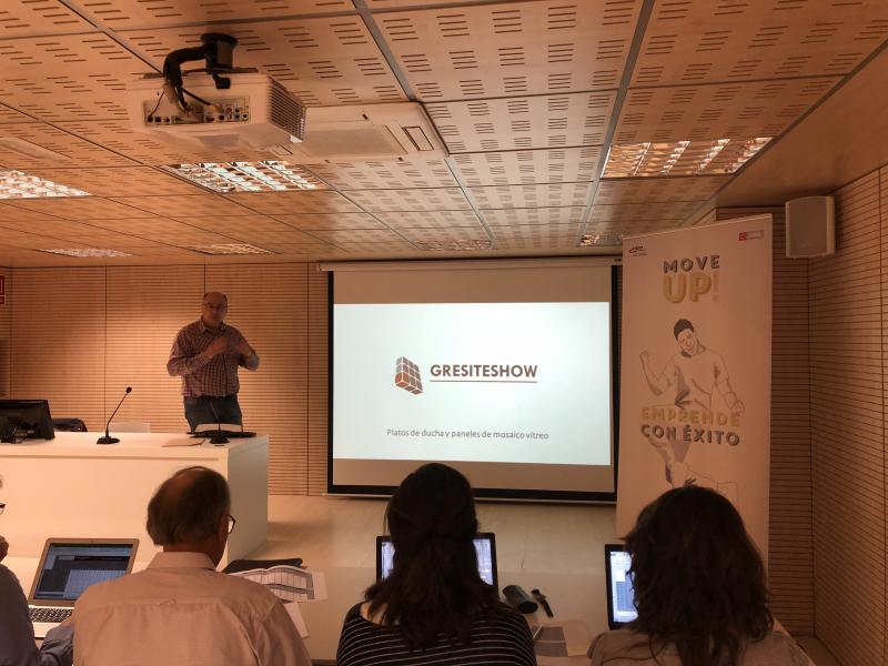 Fase preselecci�n proyectos MOVE UP! Emprende con �xito 2018[;;;][;;;]