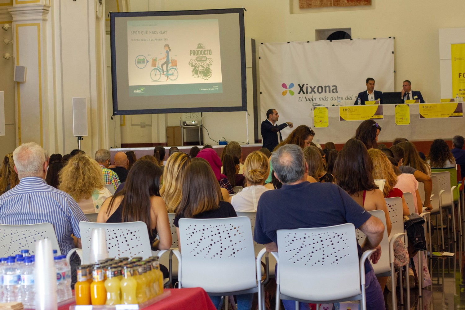 Mesa redonda: Estrategias innovadoras a trav�s de lgualdad, la RSC y la sostenibilidad.[;;;][;;;]